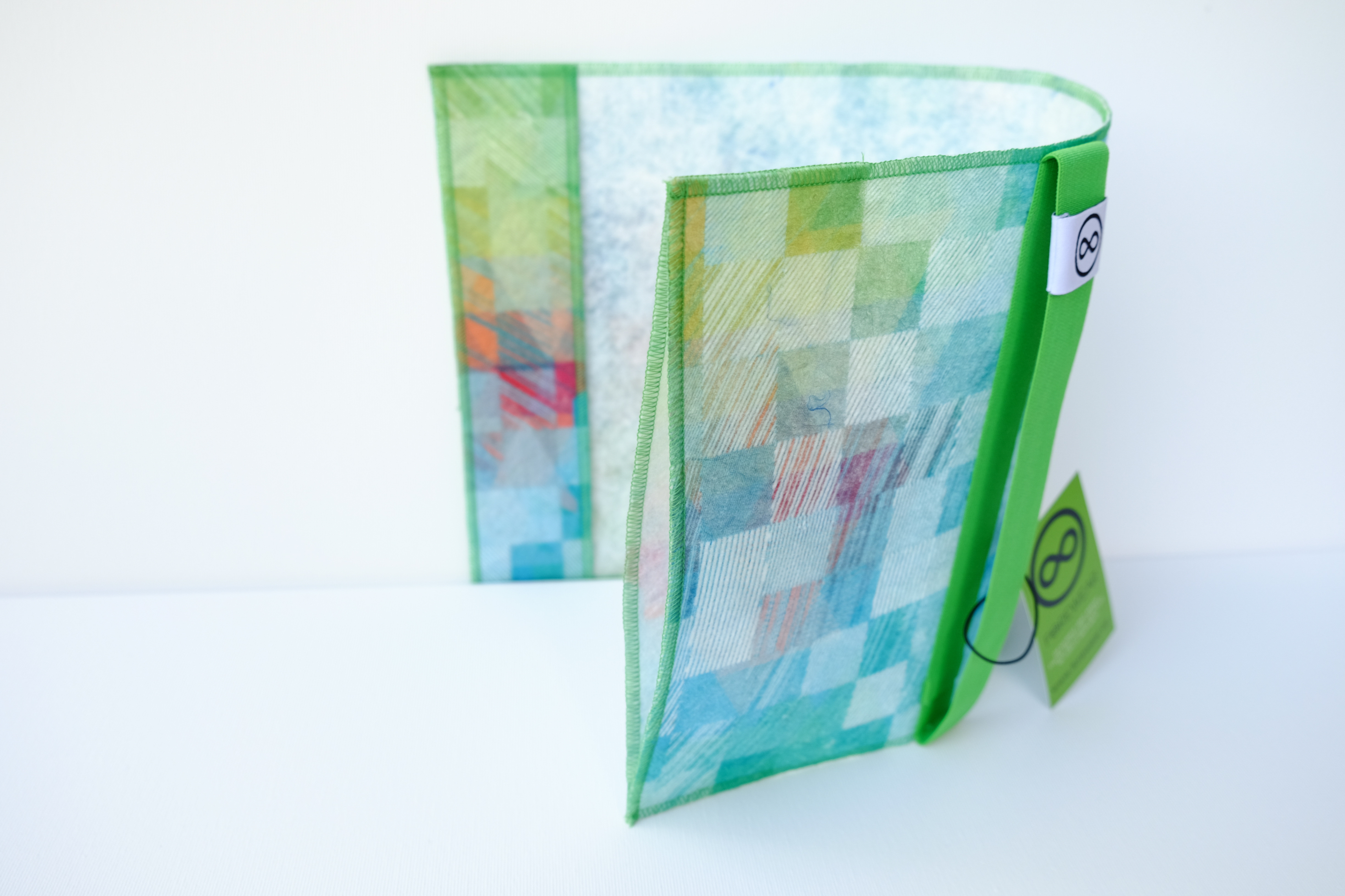 E-shop Designový obal na knihu Forewear, Zelená