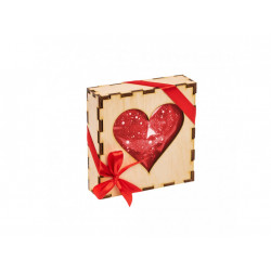 Červené čokoládové srdce v krabičke